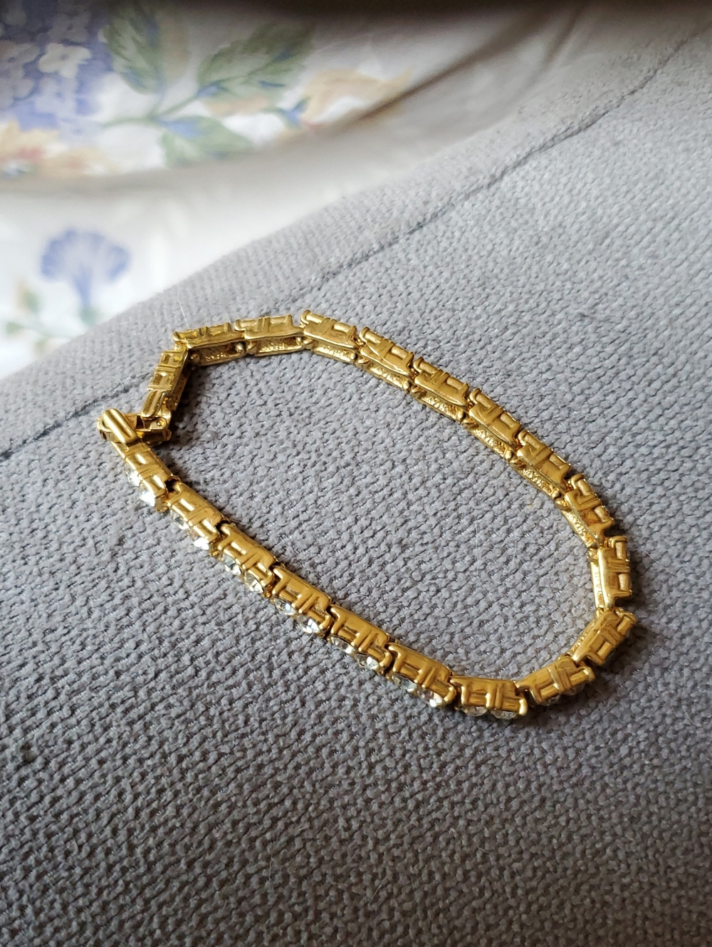 Gold Link Bracelet for Women - Elegant Tennis Style